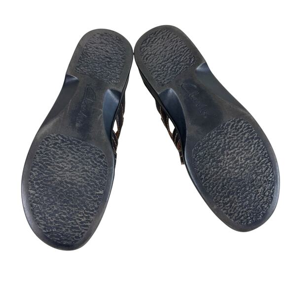 Clarks Brown Pebbled Leather Strappy Slip On Low Heel Slide Sandals Size 8 - Picture 5 of 8